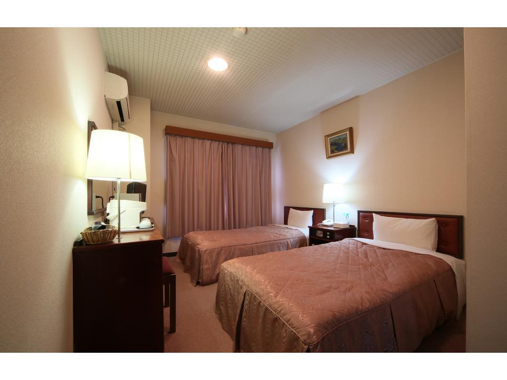 City Hotel Ikeda Okayama Buitenkant foto